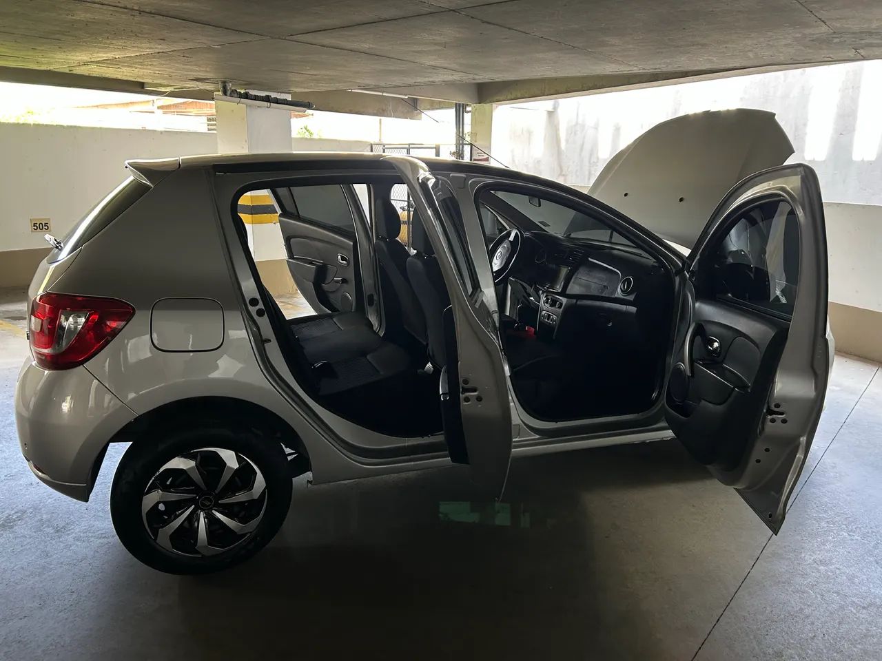 Renault Sandero 2015