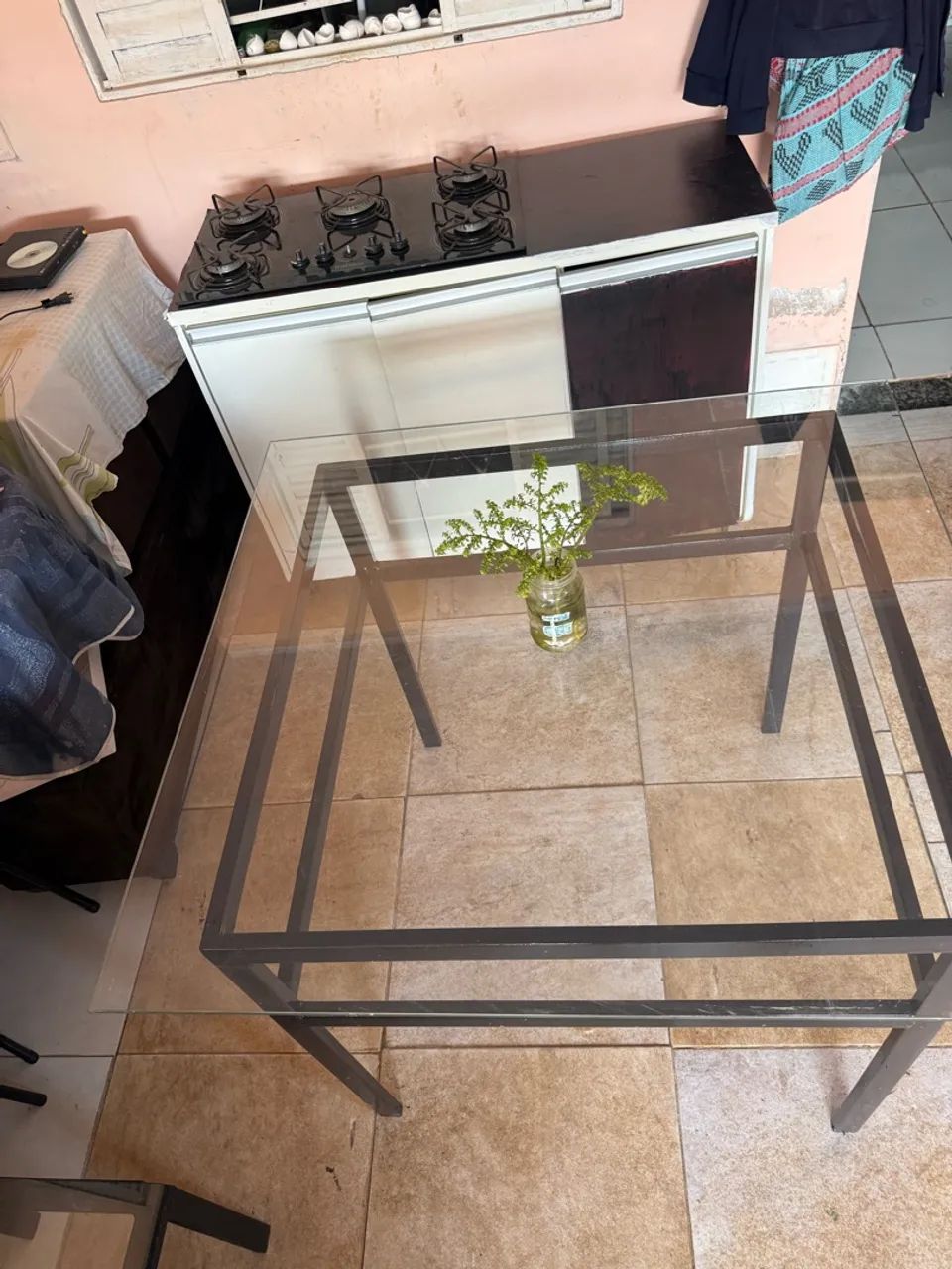 Mesa de vidro 380.00