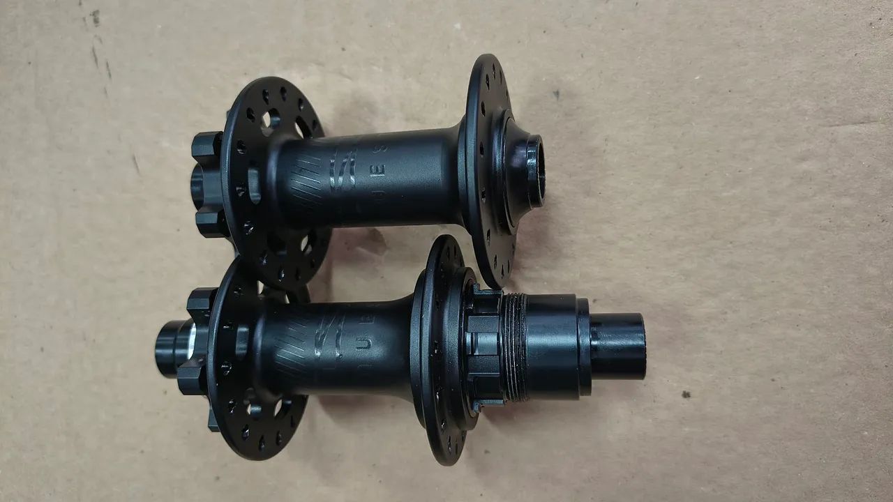 Cubos rolamento boost quest 32f XD sram novo - Foto 5