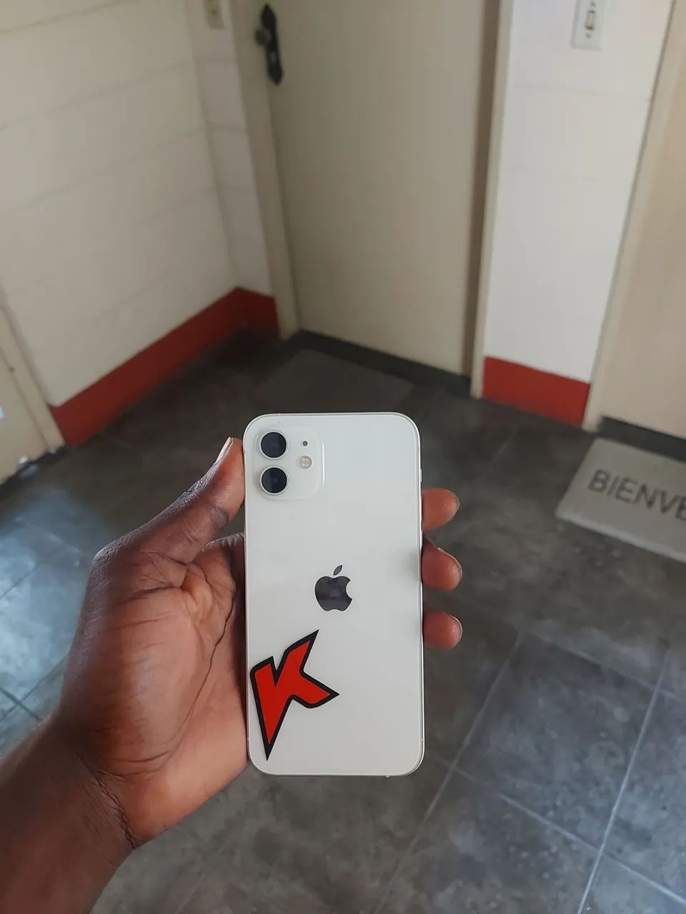 iPhone 12 