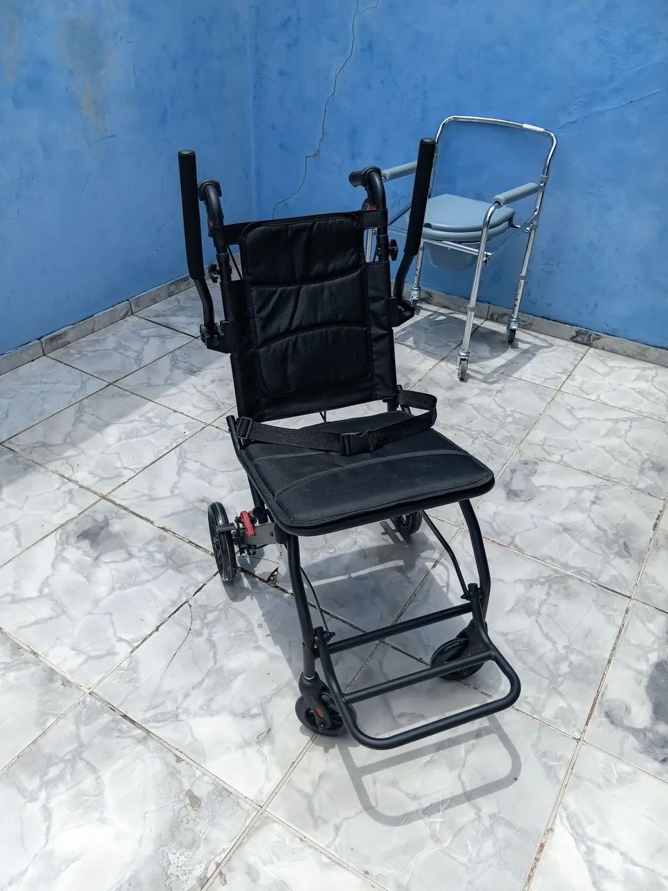 Cadeira de rodas - Foto 2