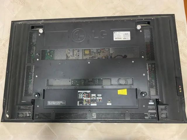 TV Plasma LG 42" (DEFEITO) - Foto 2