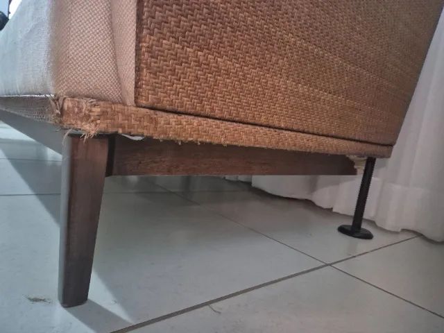 OPORTUNIDADE!!! Sofá de alto padrão com avarias!! - Foto 4