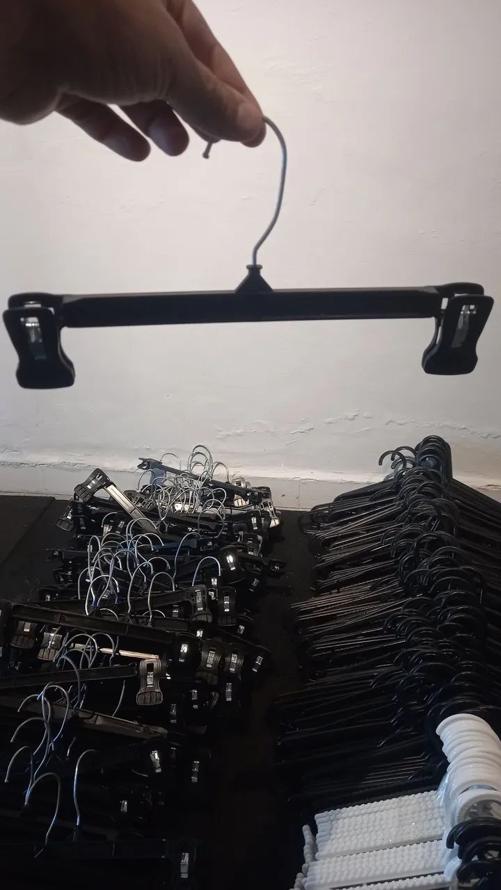 Cabides de plástico  - Foto 3