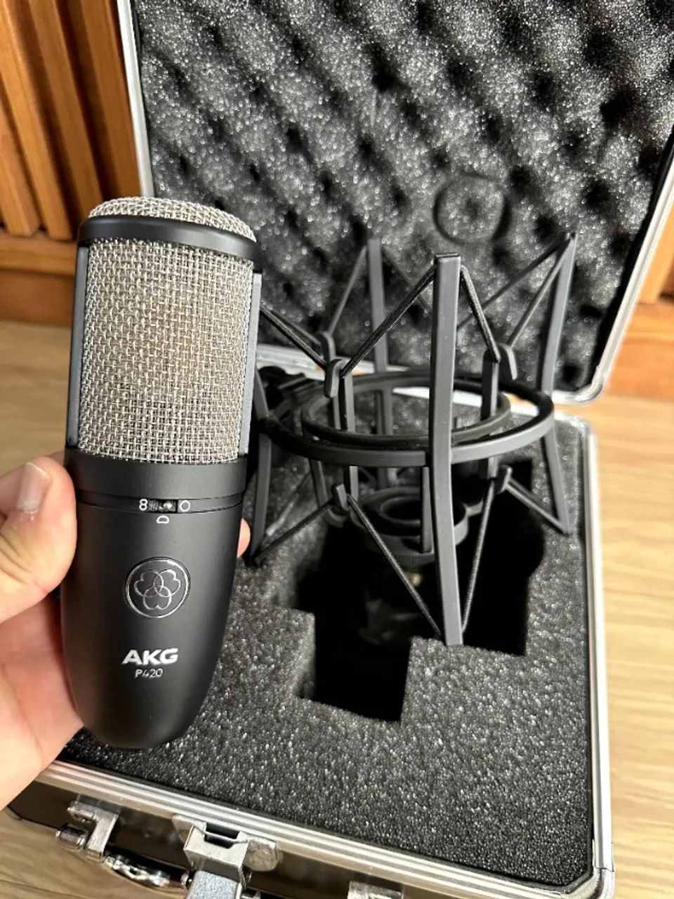 Microfone Condensador AKG P420 - Foto 3