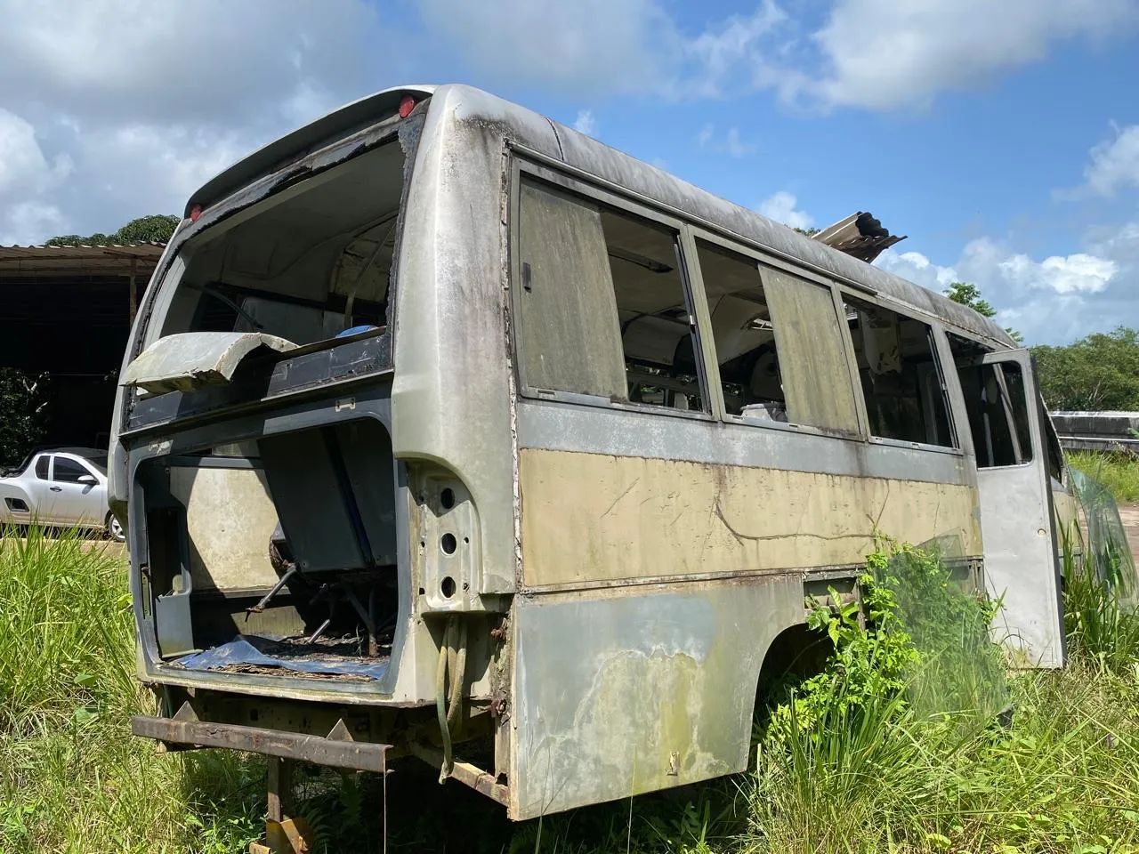 Volare V6 ( apenas chassis e carroceria ) - Foto 3