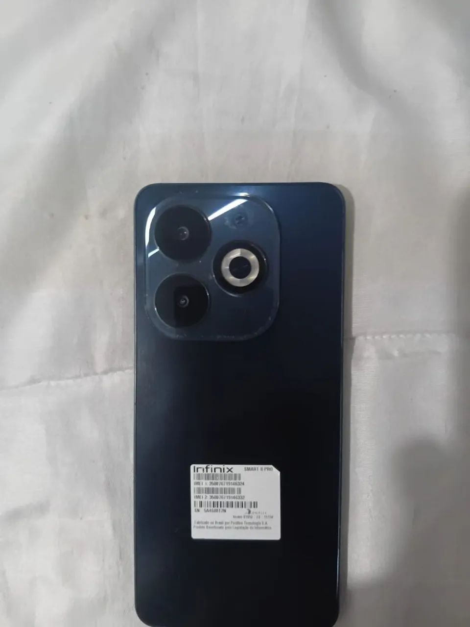 Vendo este celular perfeitamente ótimo 
