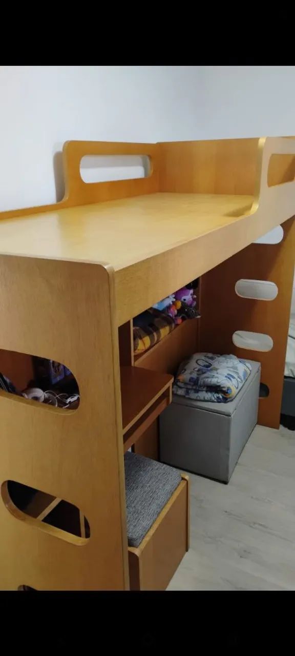  Cama