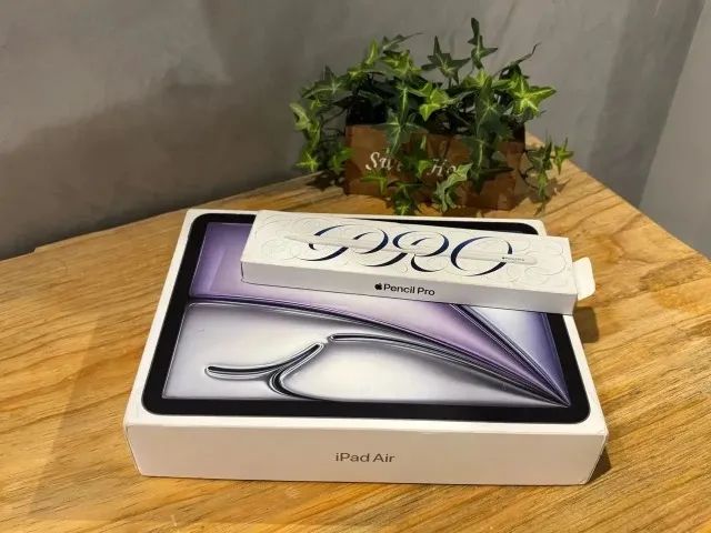 iPad  M4 Air 13 polegadas 128gb + Apple Pencil PRO -Parcelamos Em Até 18x - Consulte Cores