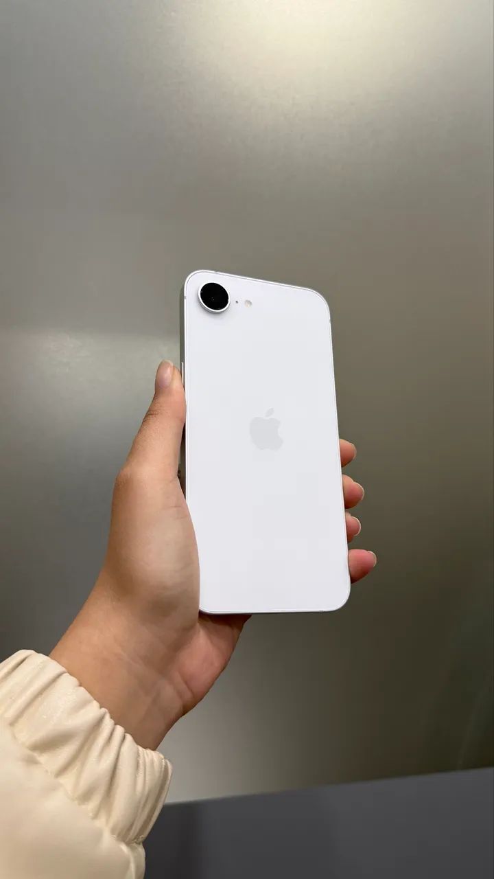 IPHONE 16E BRANCO COM 128 GB SEMINOVO 