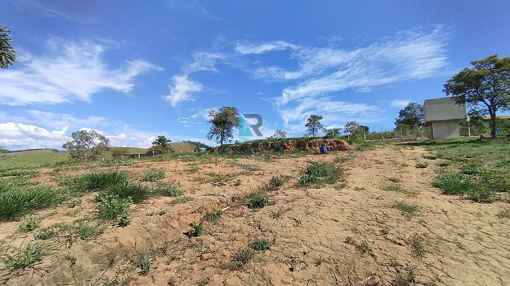 CHÁCARA COM 3.000 MTS DE ÁREA Á VENDA EM LORENA-SP - Foto 3