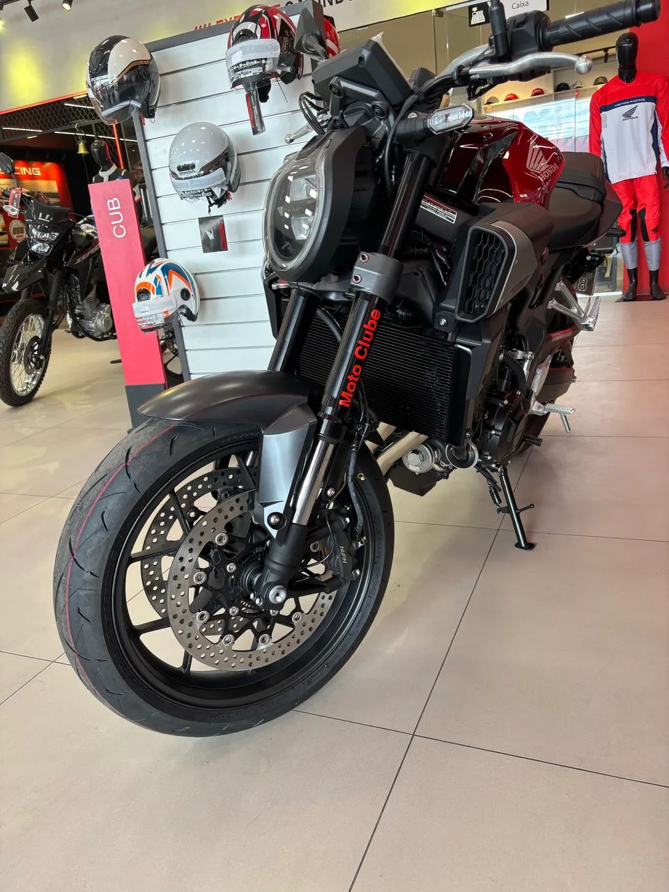 CB 650R - Foto 2