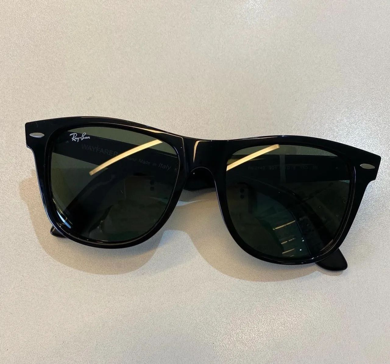 Óculos de sol RayBan wayfarer Classico original 