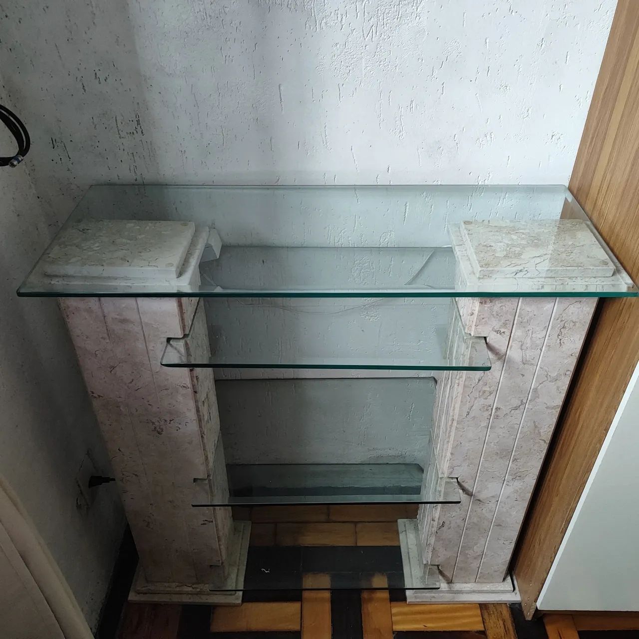 Rack granito e vidro 