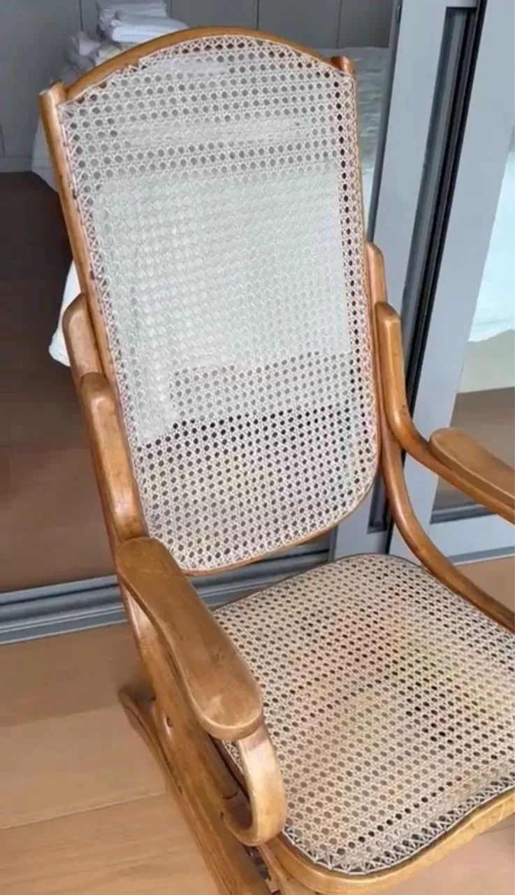 Cadeira de balanço Austríaca tipo Thonet