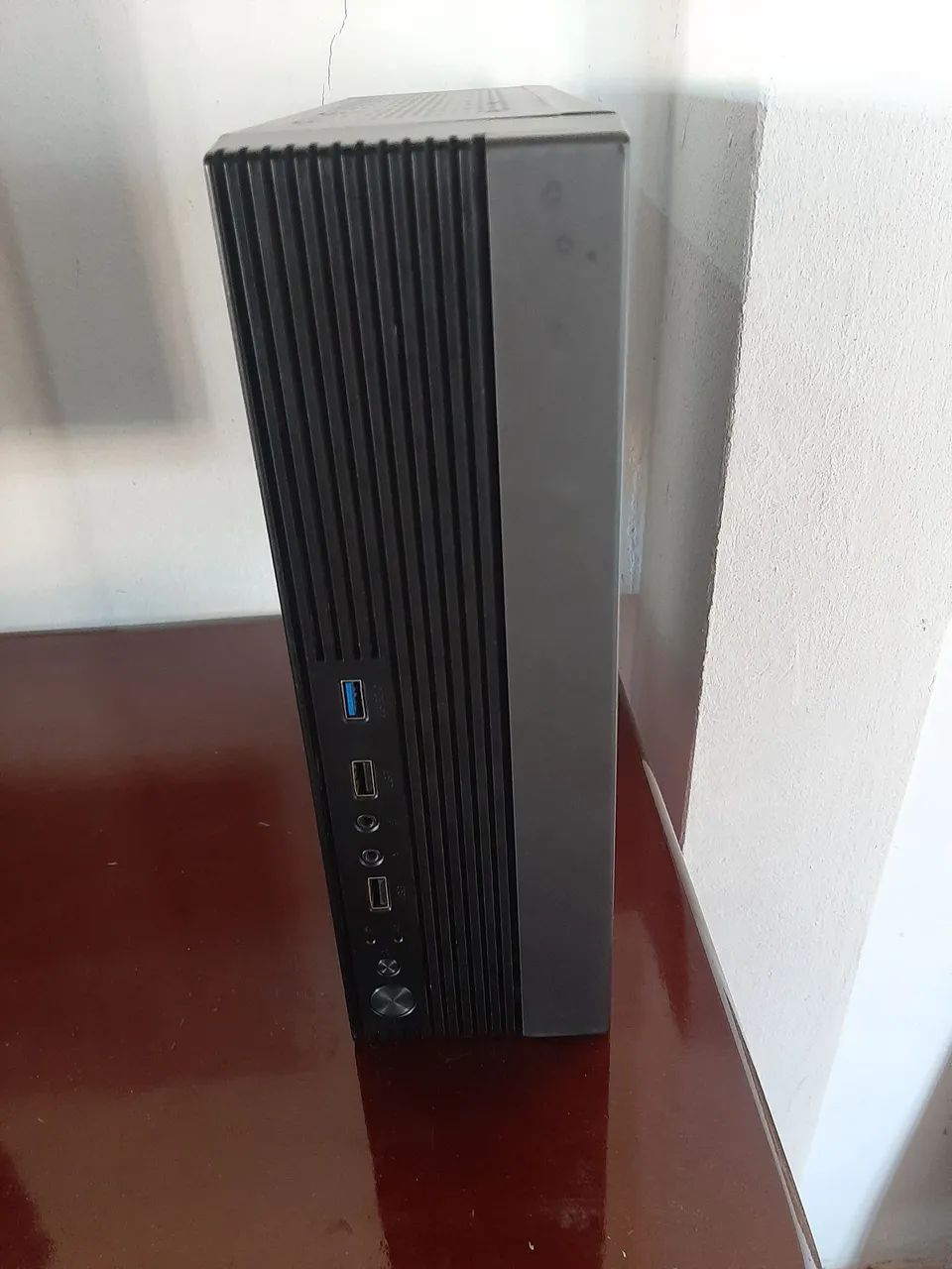 Gabinete slim + placa mãe, processador  memória,  Wi-Fi 