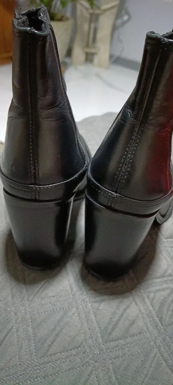 Bota em couro 34 - Foto 4