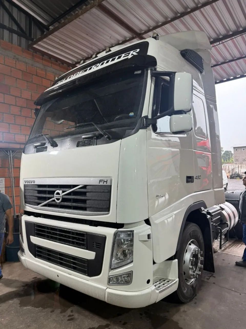 VOLVO FH 460 2014 6X2 GLOBETROTTER