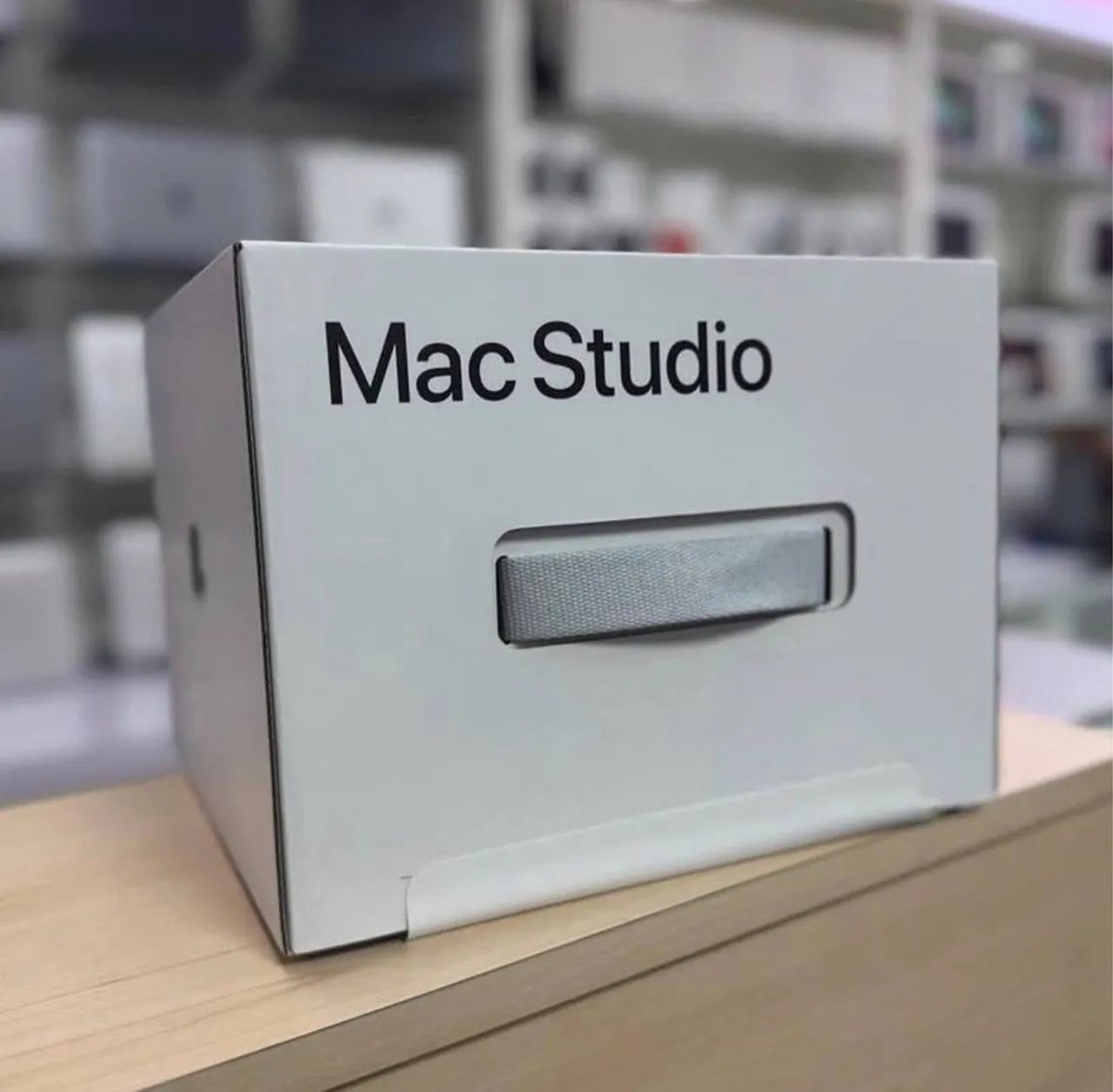 Mac Studio M4 Max 36Gb 512Gb SSD - Computadores e Desktops - Coroa