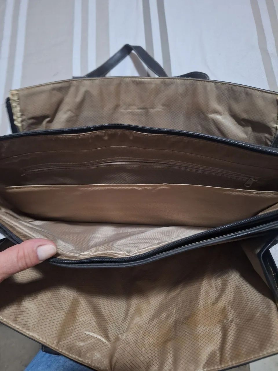 Bolsa de couro para notebook/livros - Foto 2