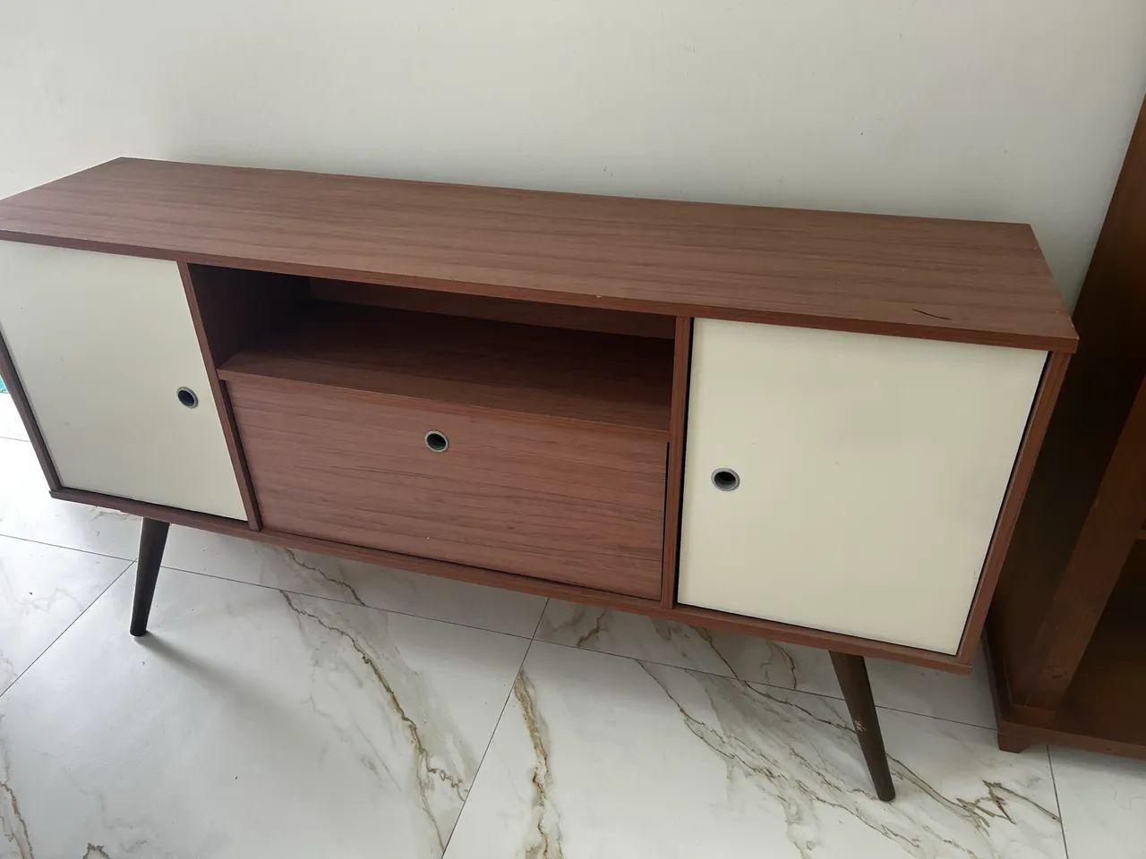 Rack para TV estilo retrô