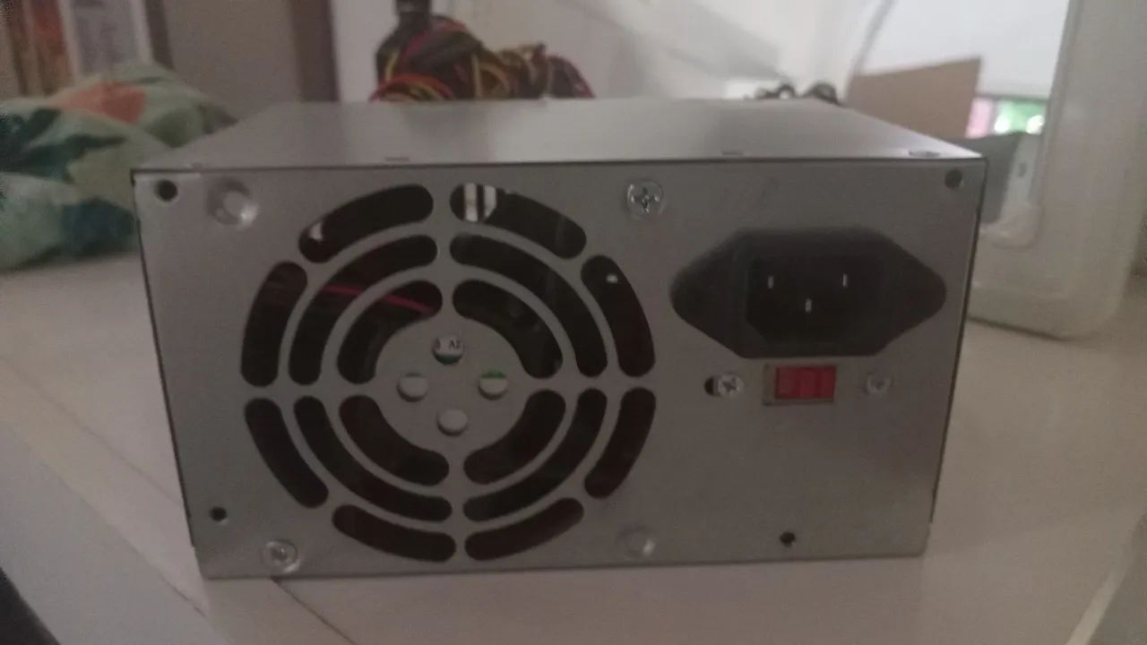 Fonte para pc 250w c3tech