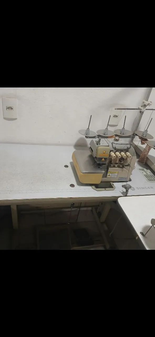 Máquina de costura 65570230350211123