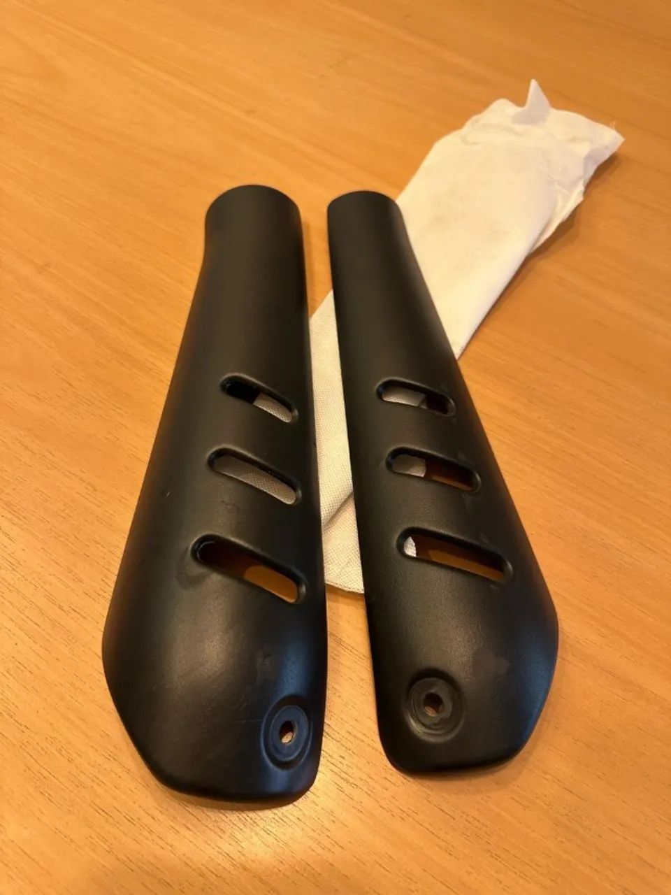 Par de protetores laterais Triumph Scrambler 900 - Originais