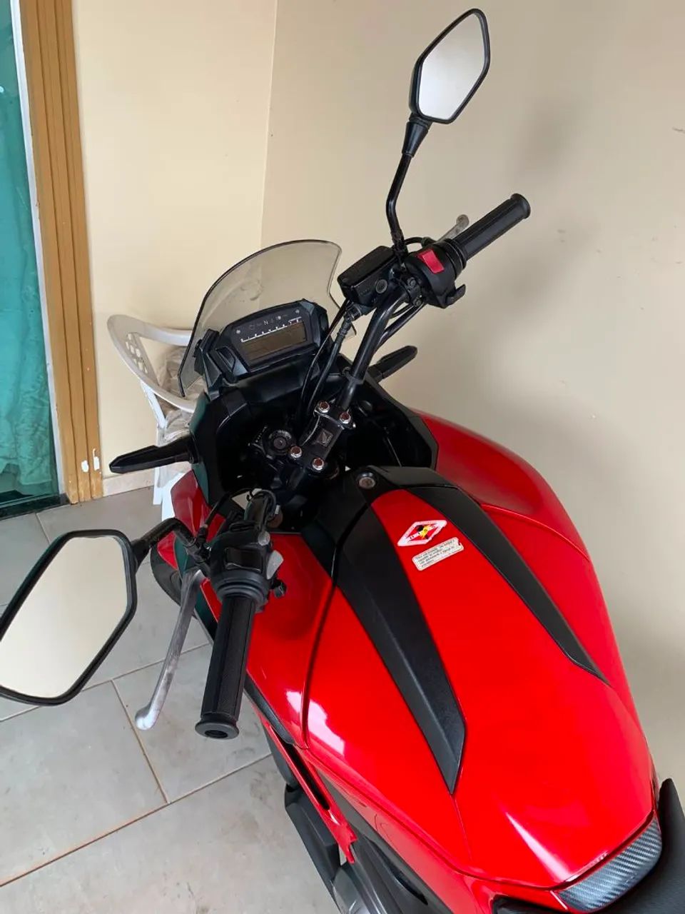 Vendo Honda nc 700 2013 vermelha com 72 mil km - Foto 5