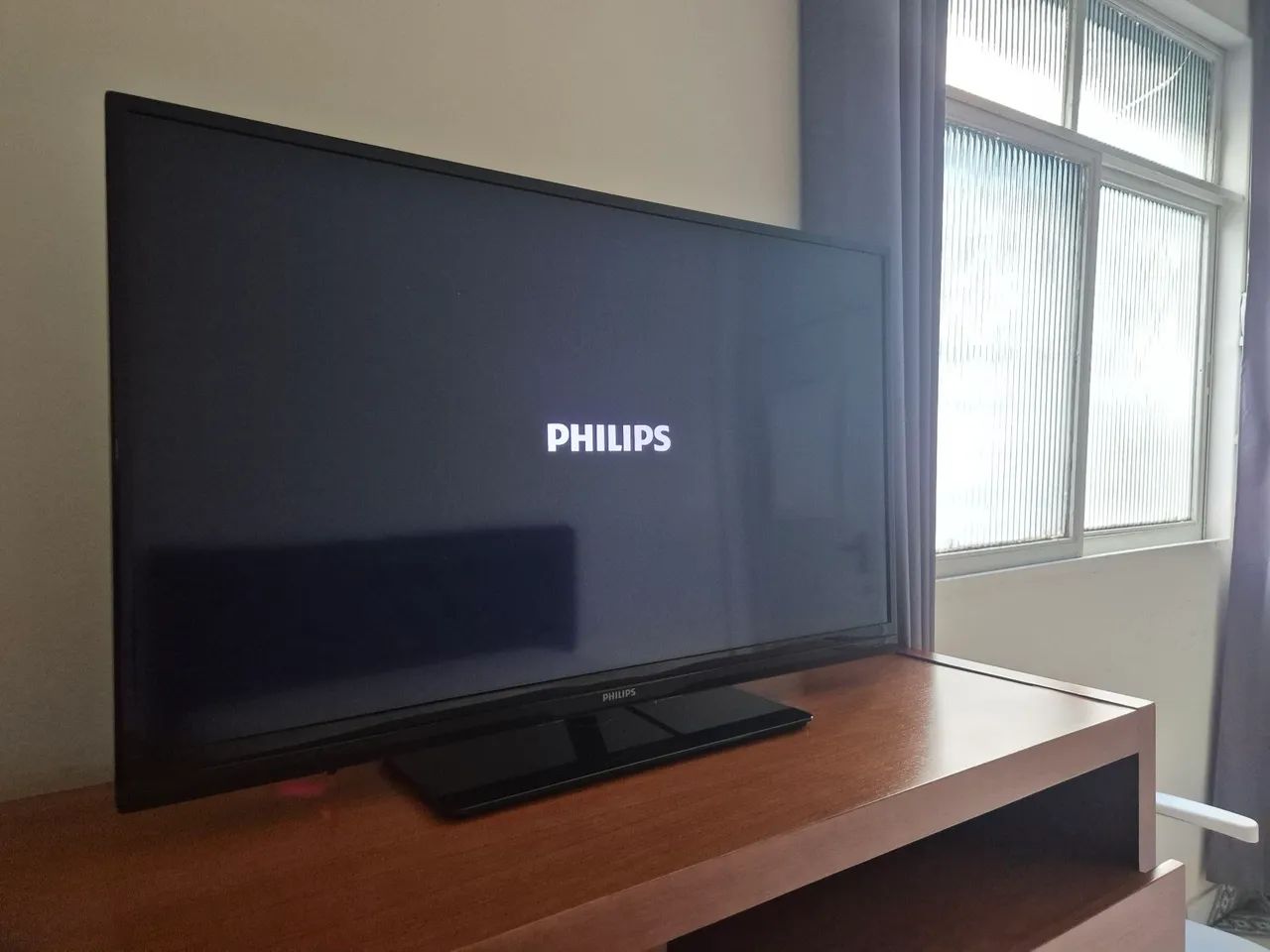 TV PHILIPS 42 POLEGADAS  - Foto 3