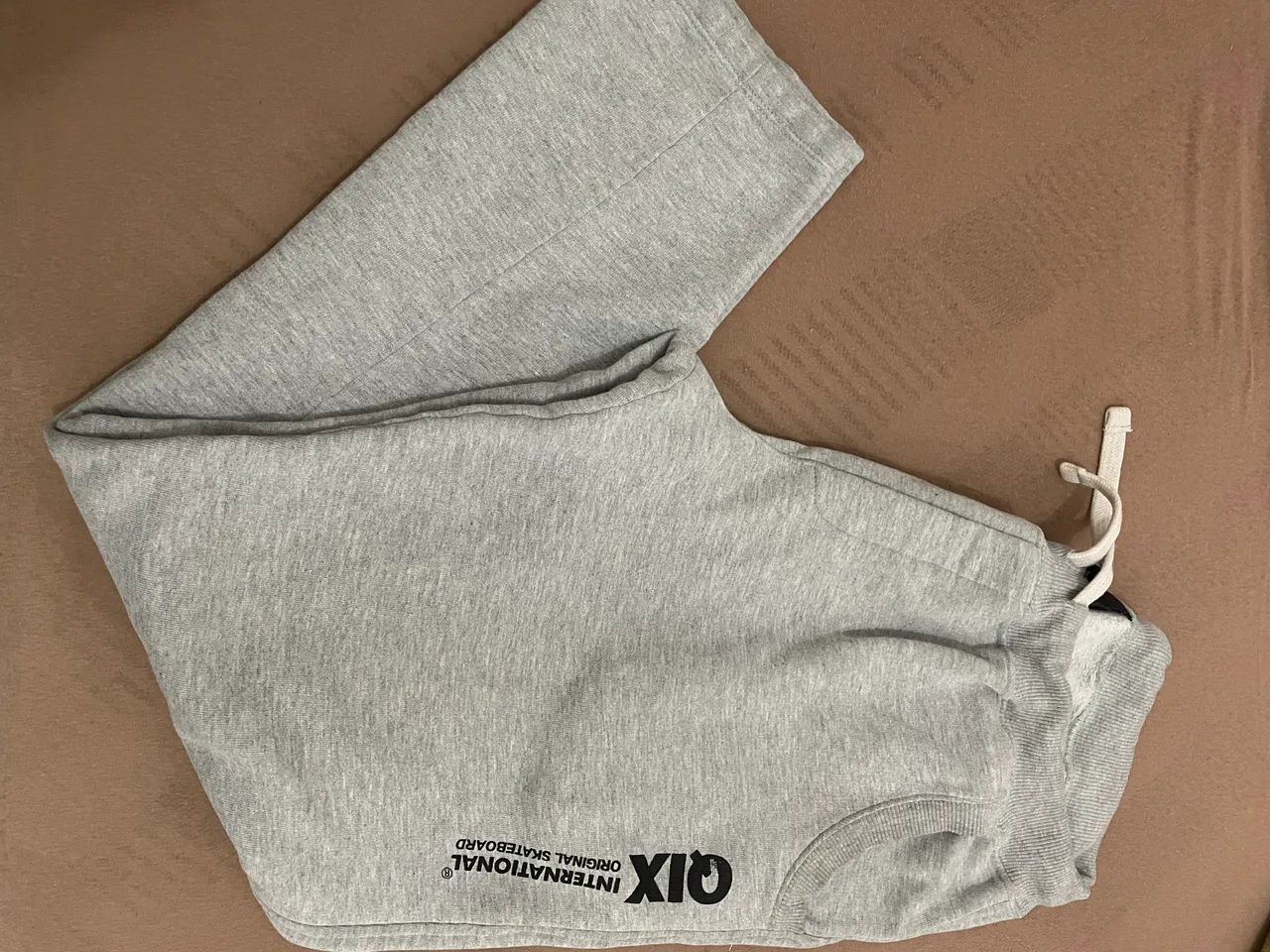 Calça de moletom TAM 42