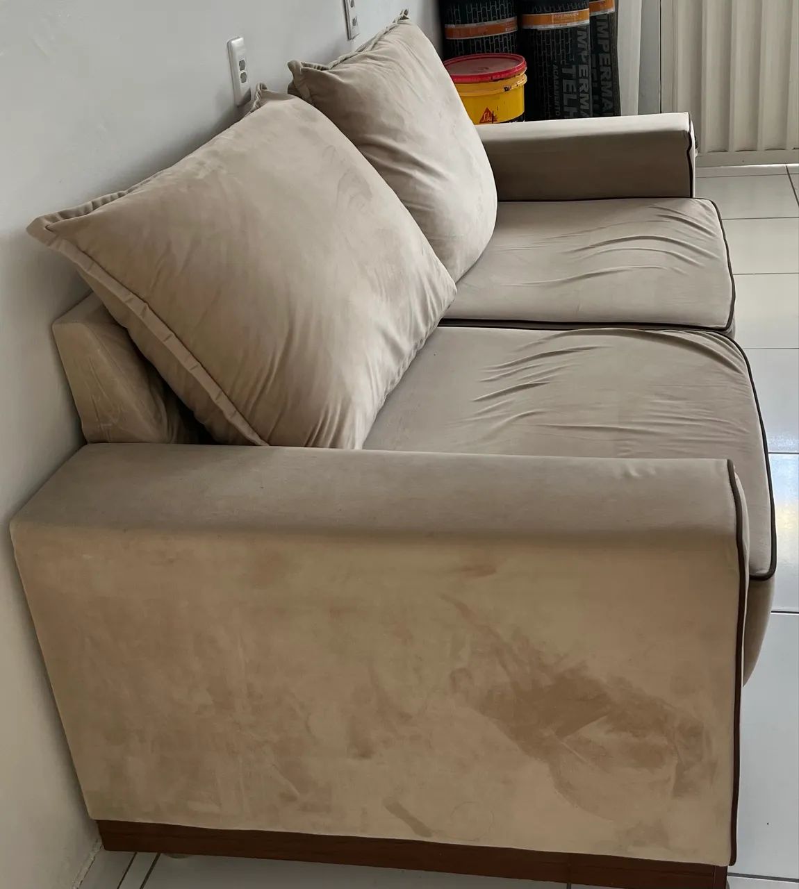 Sofá 3 lugares de veludo 