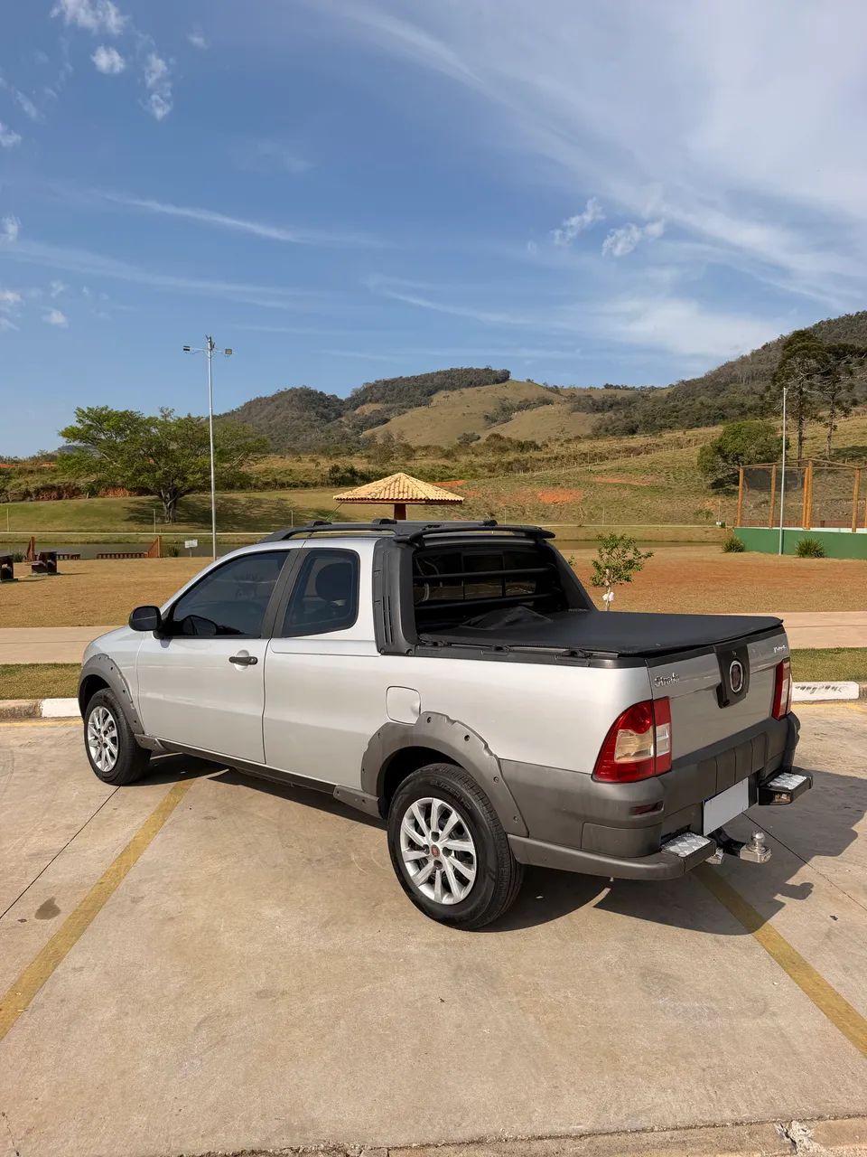 Fiat Strada Working Celeb.1.4 Fire Flex 8V CD 2013 - Foto 4