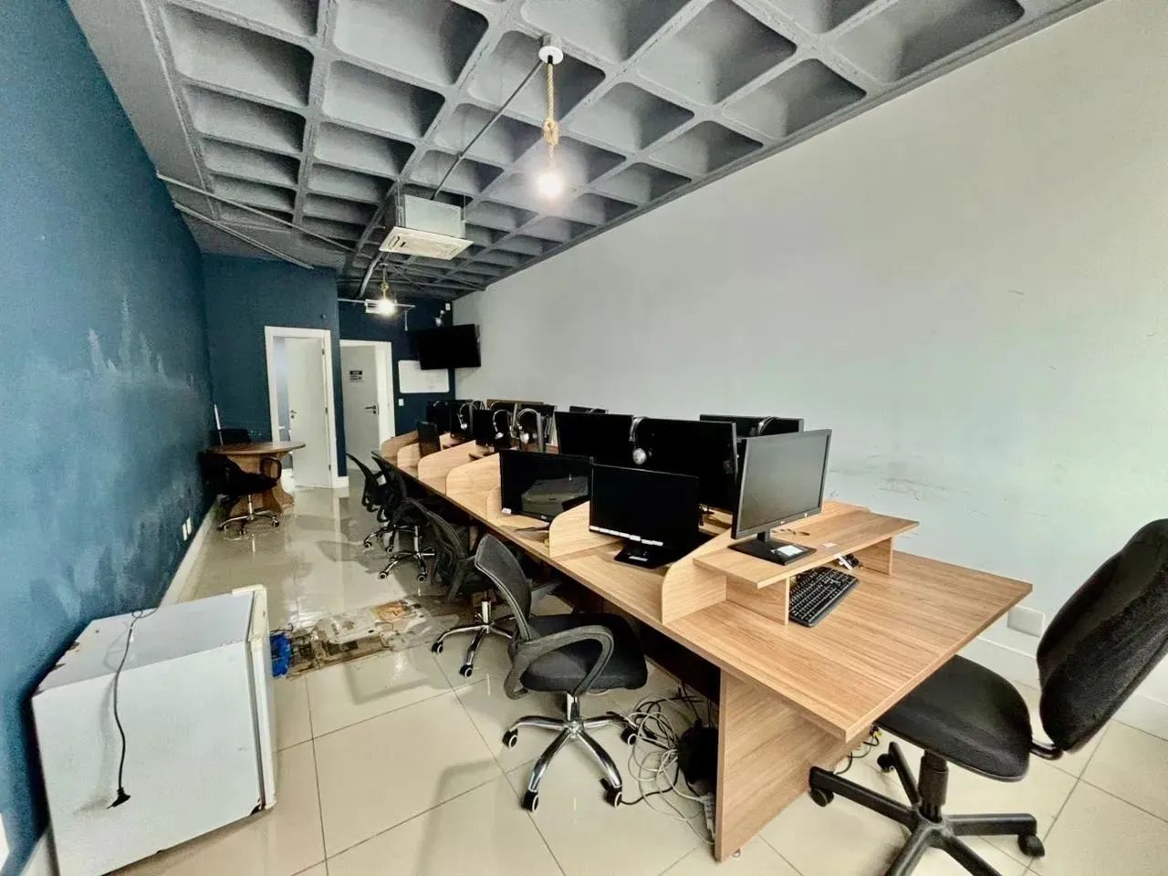 Sala mobiliada no CEO Salvador shopping