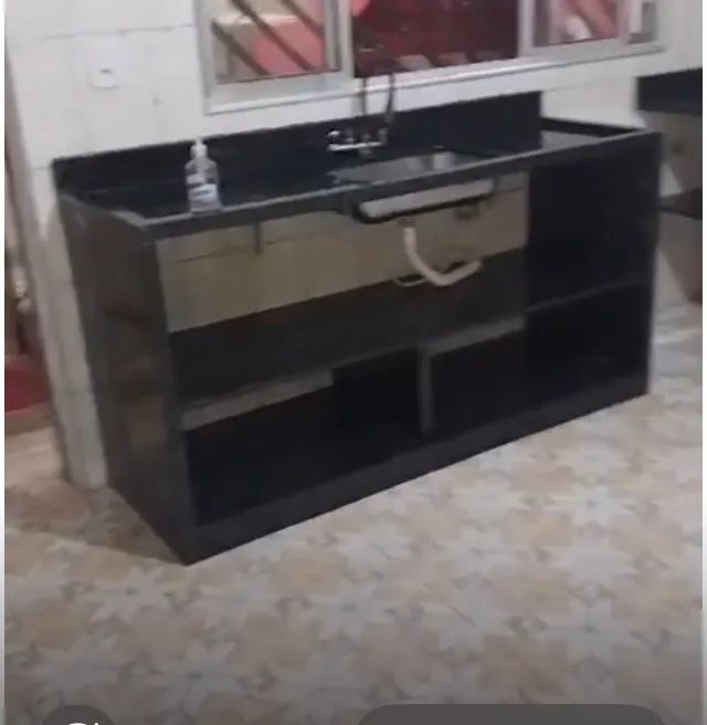 Alugo Casa 1 quarto 1 sala 1 cozinha 2 banheiros