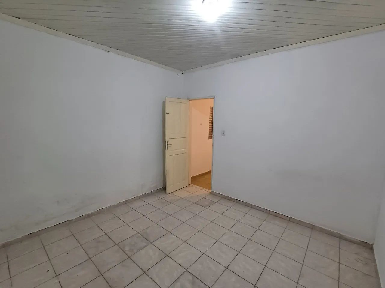 Casa com ótima localização 