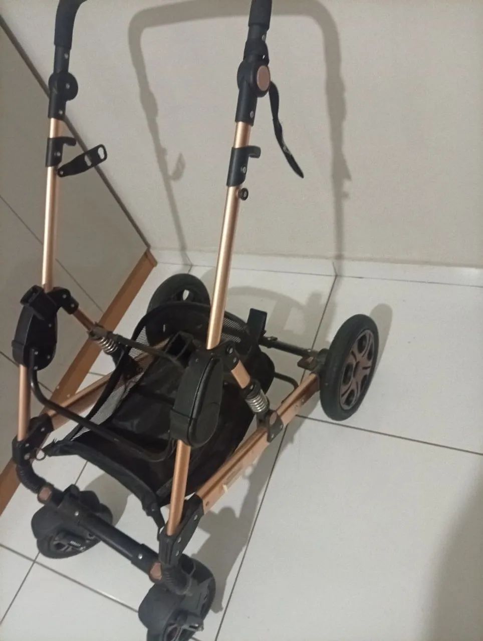 Carrinho de bebê Europeu  2 em 1 - Foto 3