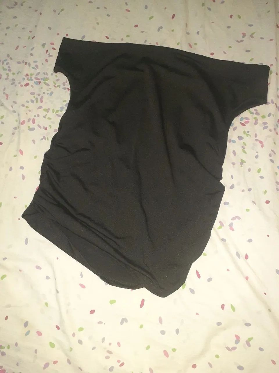 Roupas femininas semi novas preço bom  - Foto 3