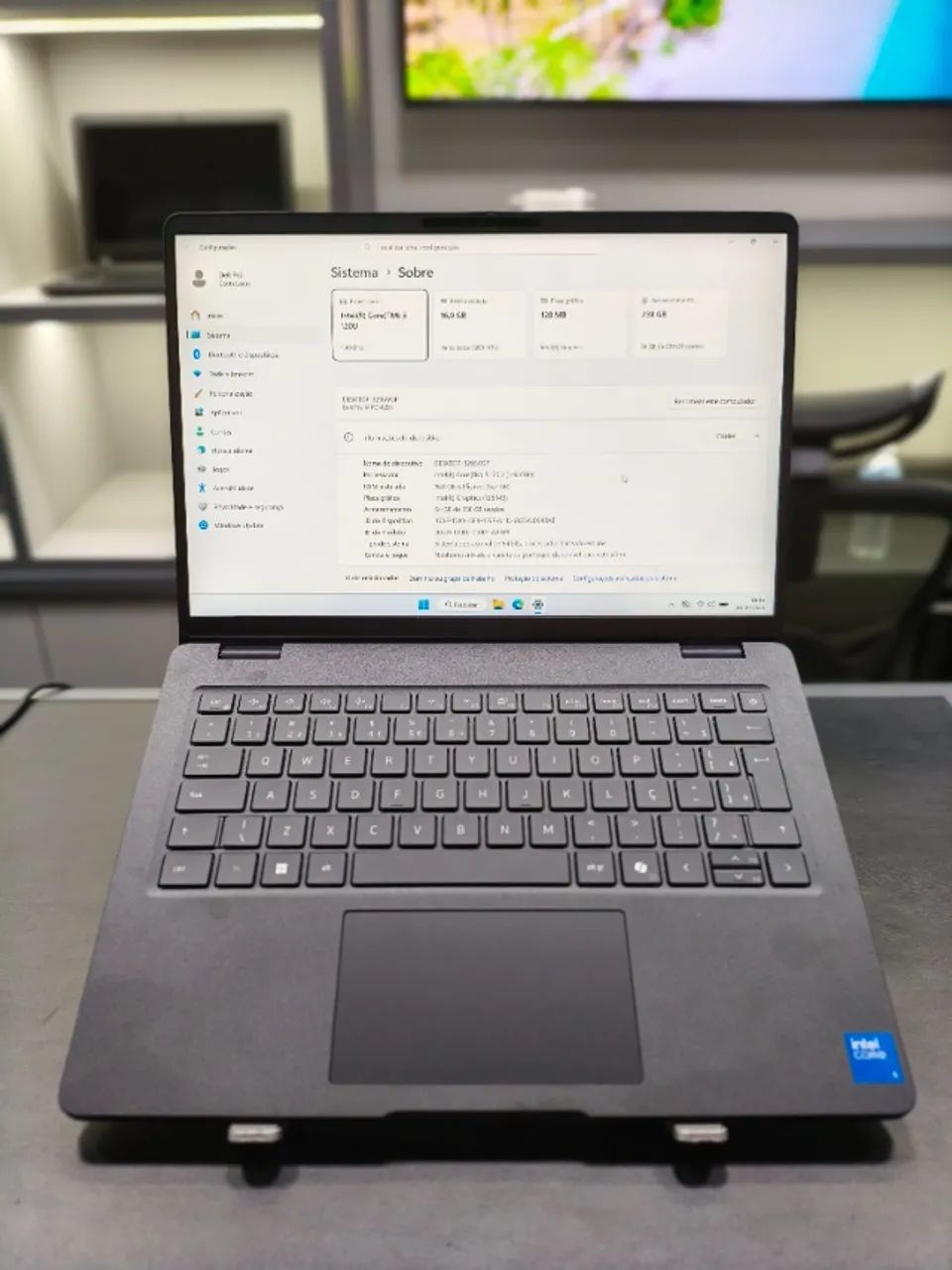 Notebook Dell Pro 14 - Foto 2
