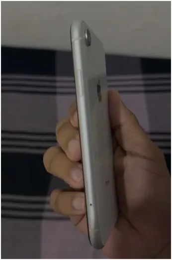 IPHONE XR 64GB  - Foto 4