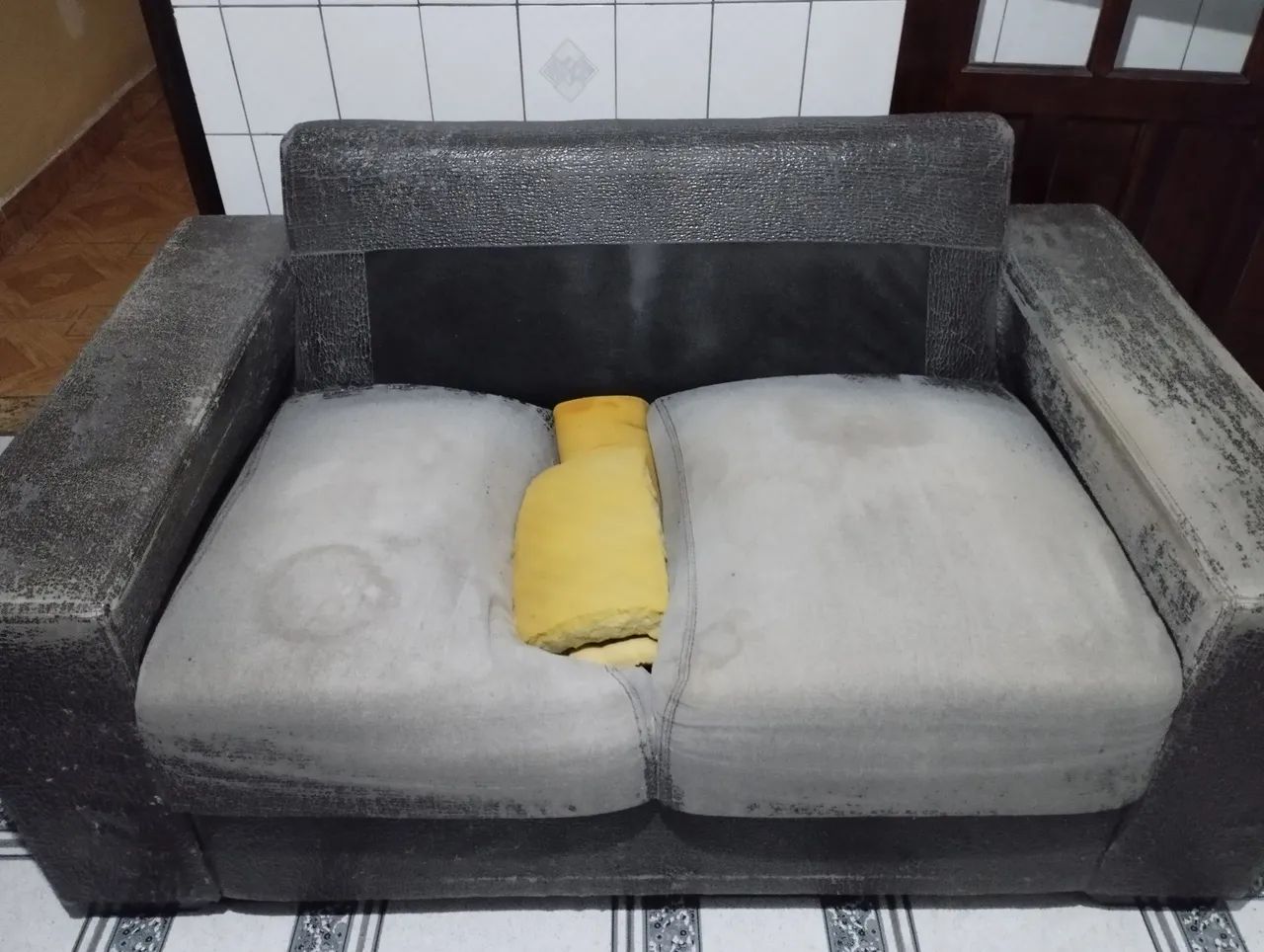 Sofá Robusto extremamente Macio e confortável - Foto 3