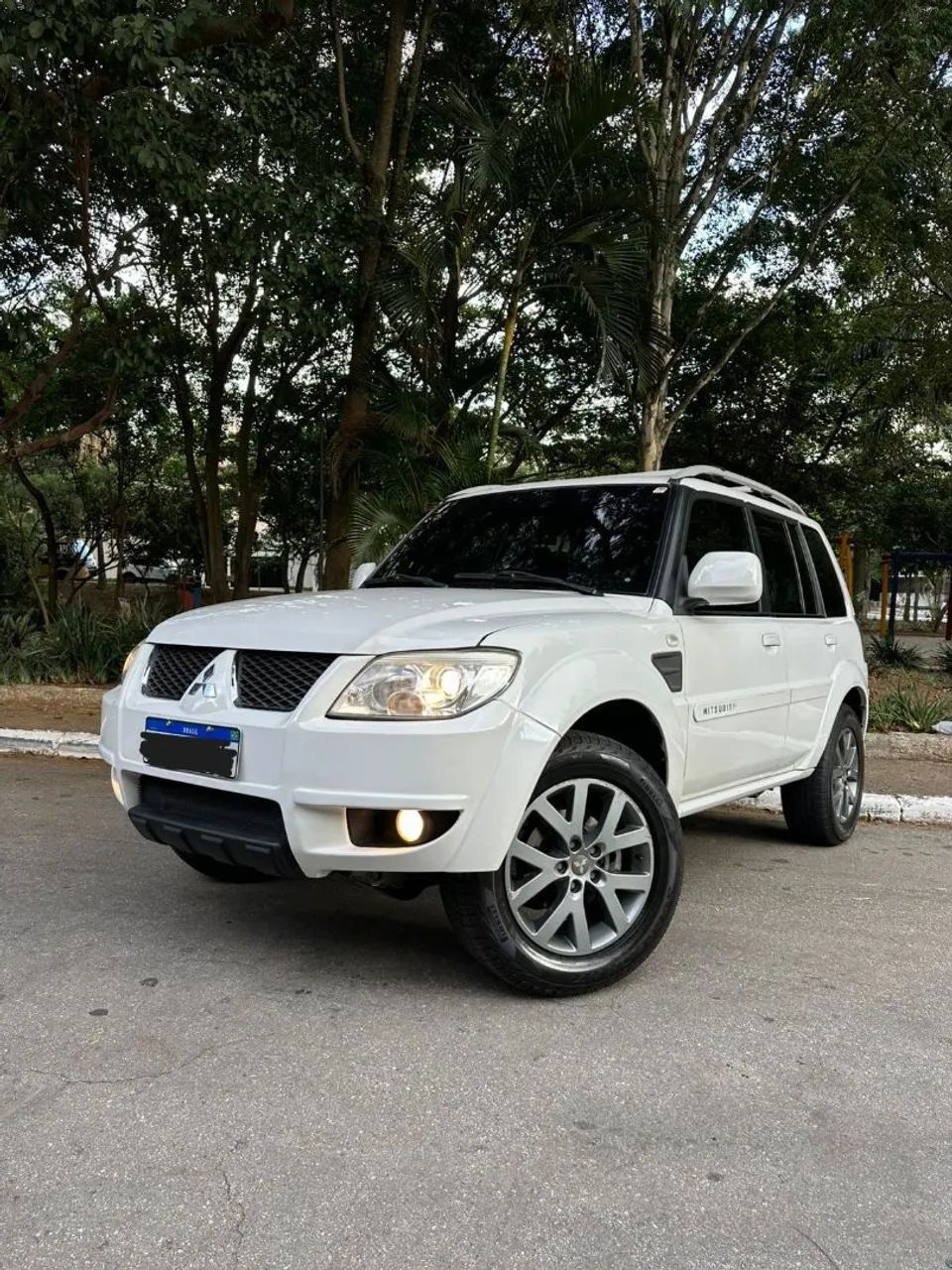 Mitsubishi Pajero Pajero TR4 2.0 Flex 16V 4X2 Aut. 2014