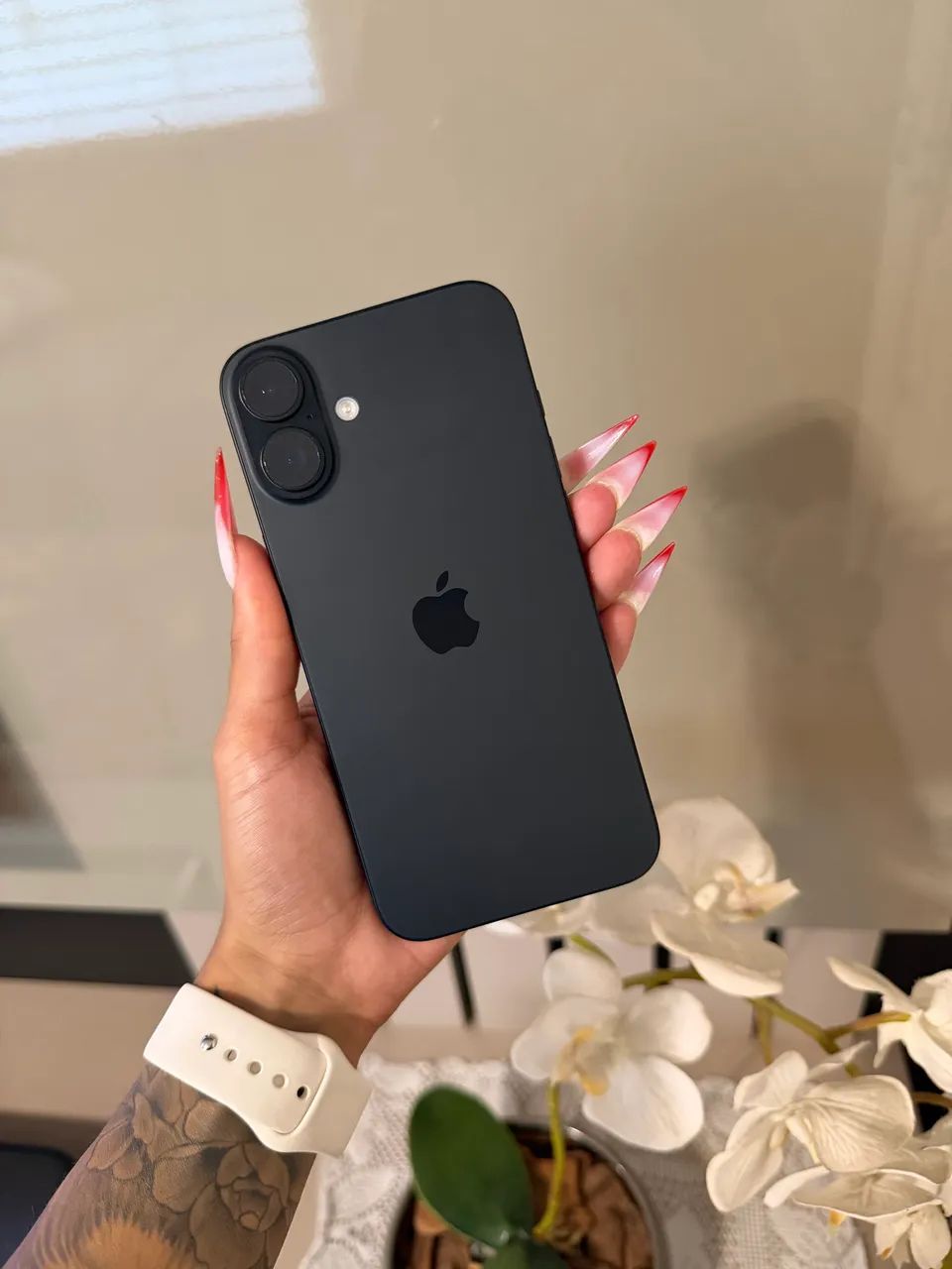 iPhone 16 Plus 128gb Preto IMPECÁVEL  - Foto 2