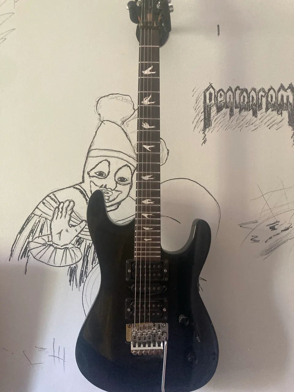 Guitarra Superstrato com Floyd Rose Original