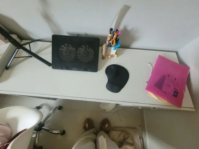 Escrivaninha em L + sapateira/armário com 2 portas - Foto 2