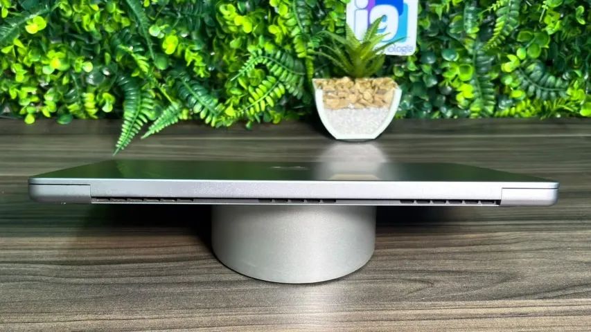 MacBook Pro A2918  Ano: 2023 - Foto 5