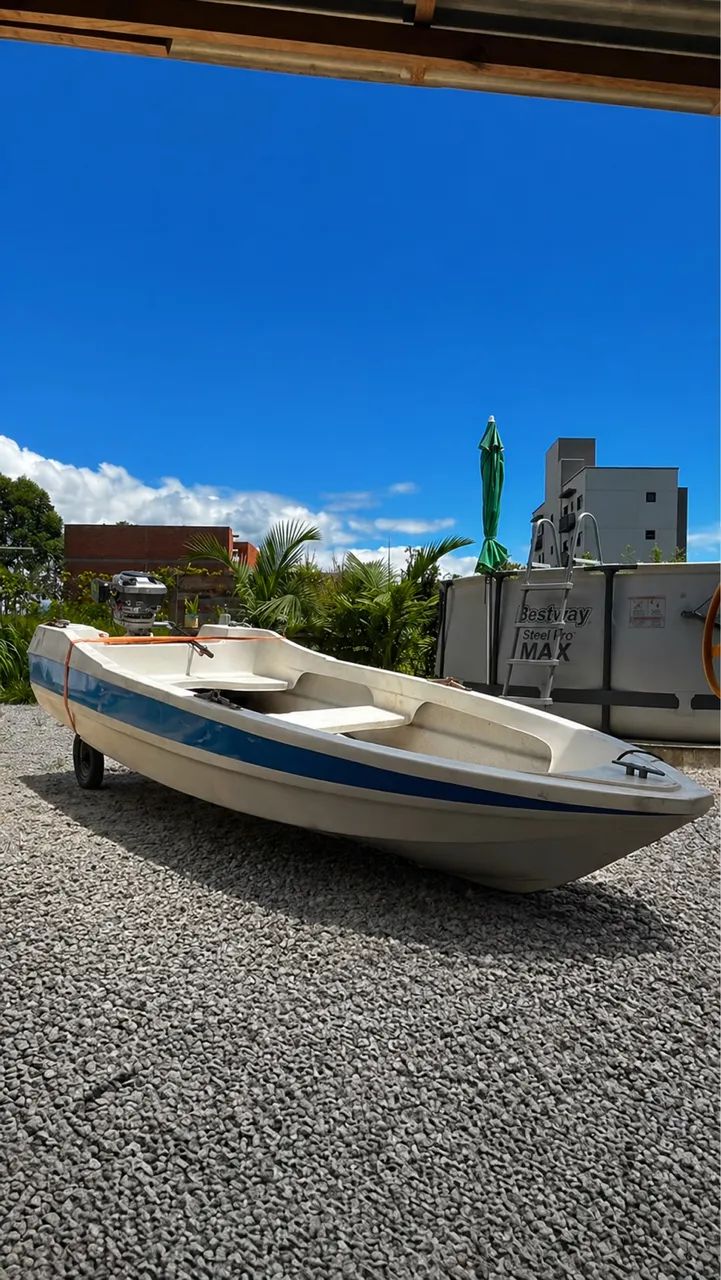 Barco de fibra + motor