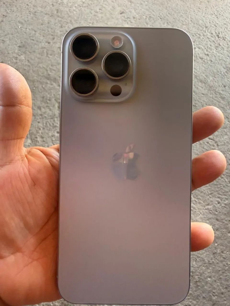 vendo iPhone 15 pro Max 256GB - Foto 2