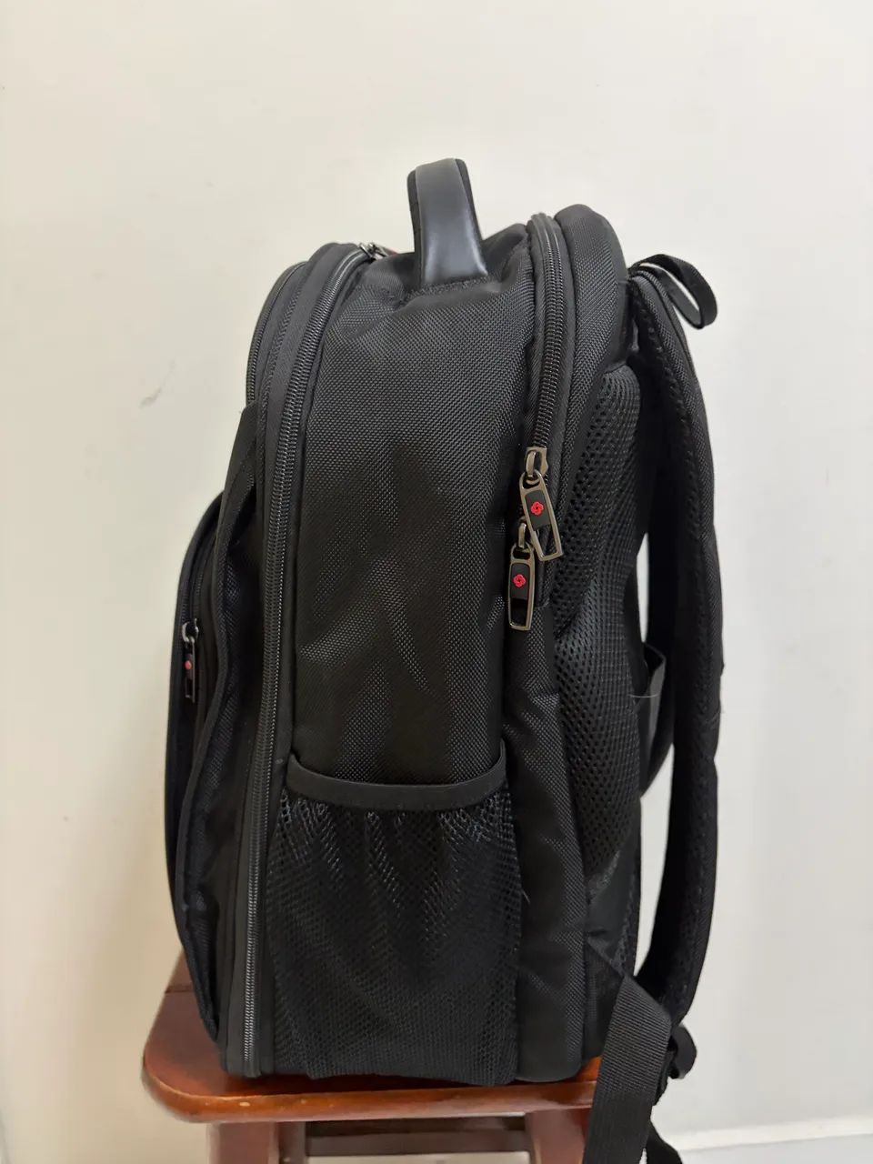 Mochila samsonite importada, usada apenas para vir dos EUA e mais nada!! Original  - Foto 3