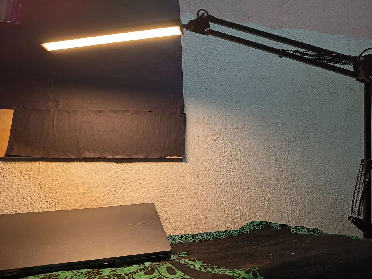 Luz led com braço articulado  - Foto 3